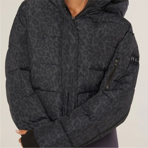 NWT IVL Puffer Coat - Picture 2 of 8